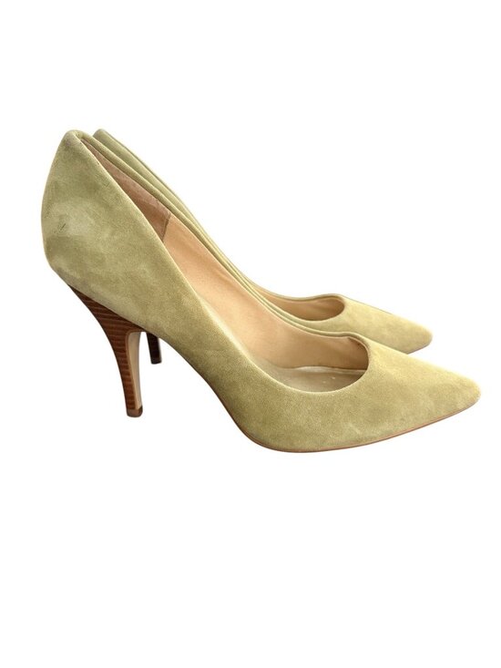 Steve Madden Shoes - Steve Madden Carmila Olive Green Suede Pointed Toe Pumps Size 9
